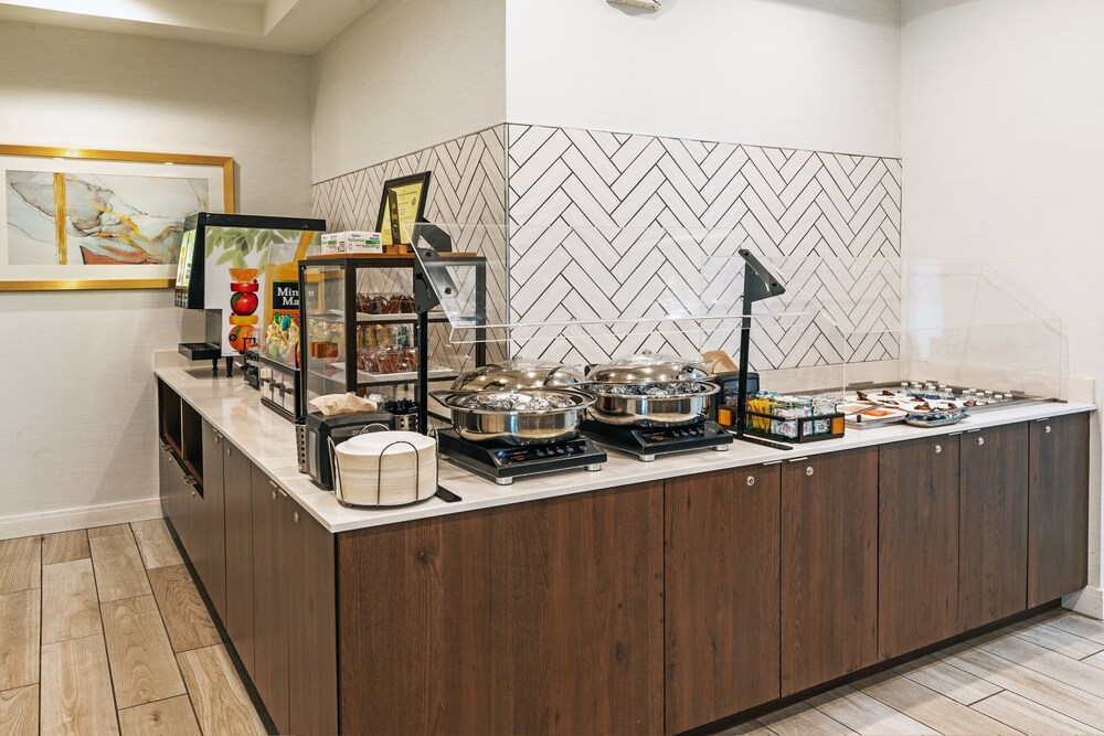 staybridge suites portland an ihg hotel