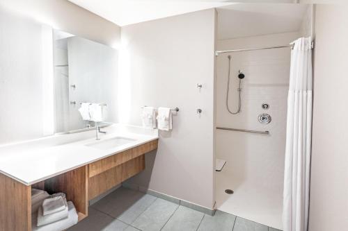 staybridge suites portland an ihg hotel