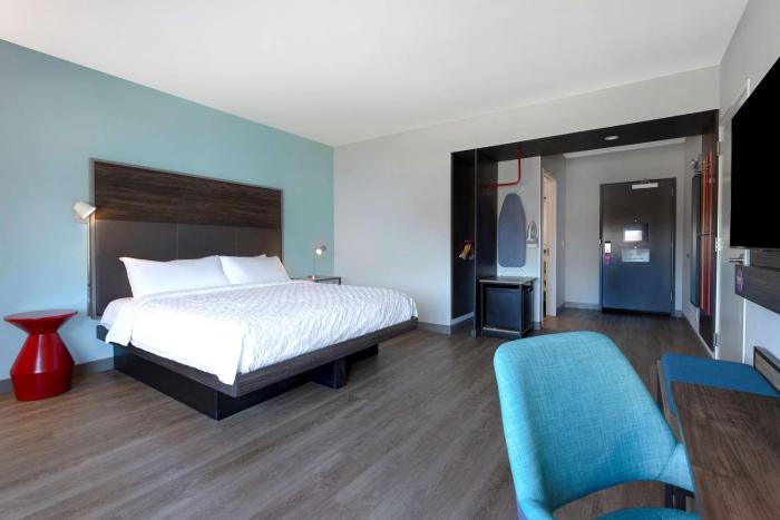 tru by hilton atlanta galleria ballpark