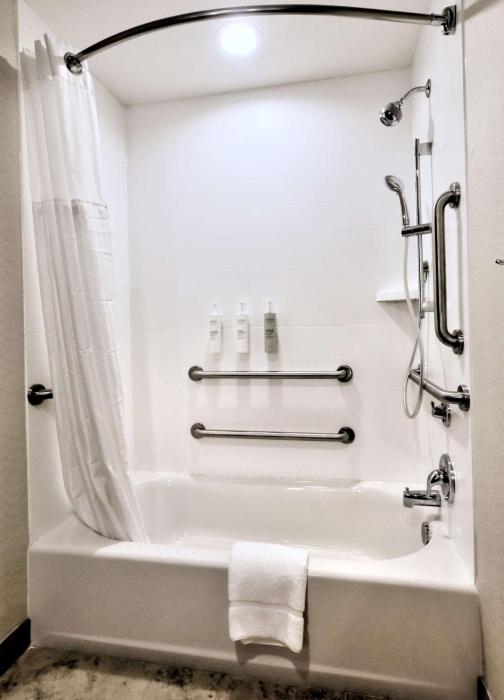 hilton garden inn bel air
