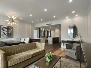 chateau grande hotel