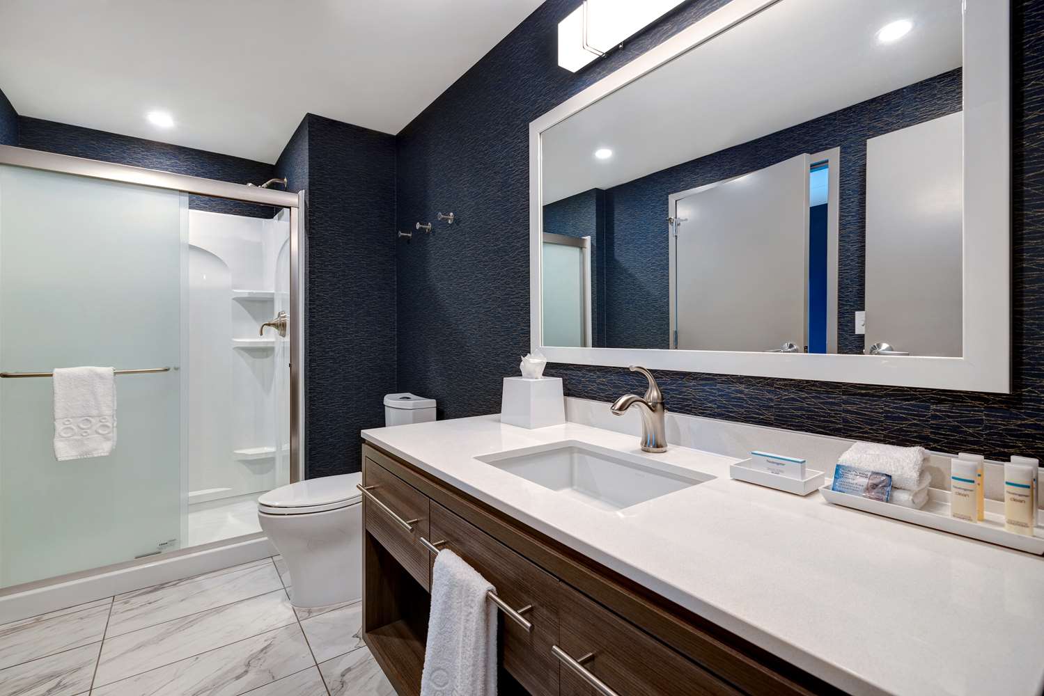 home2 suites downtown nashville metrocenter