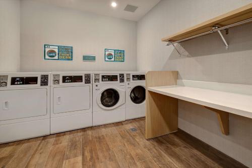 home2 suites downtown nashville metrocenter