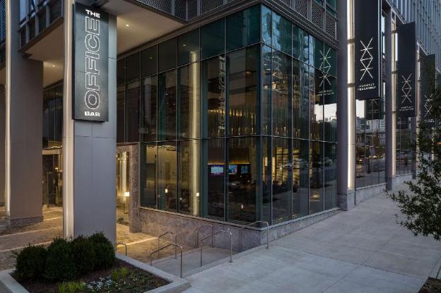 epicurean atlanta autograph collection