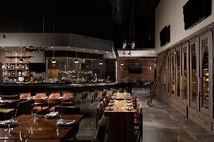 epicurean atlanta autograph collection