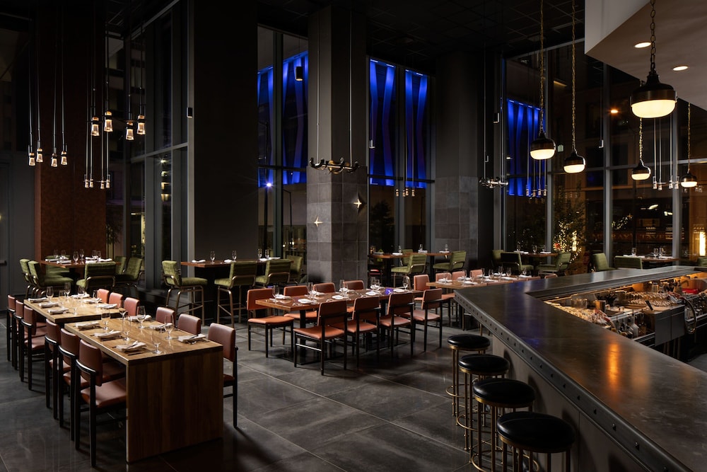 epicurean atlanta autograph collection
