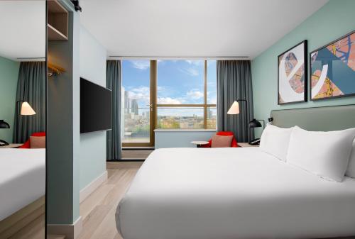 hyatt place london city east