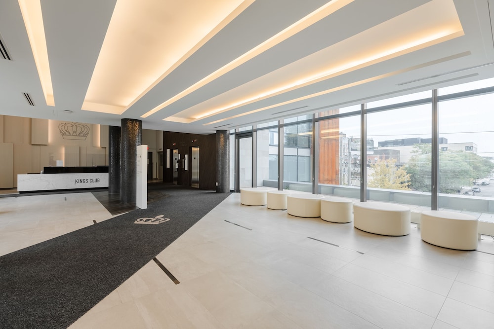 sonder at the liberty