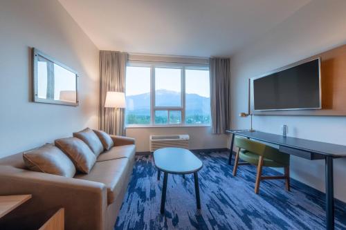 fairfield inn and suites by marriott revelstoke