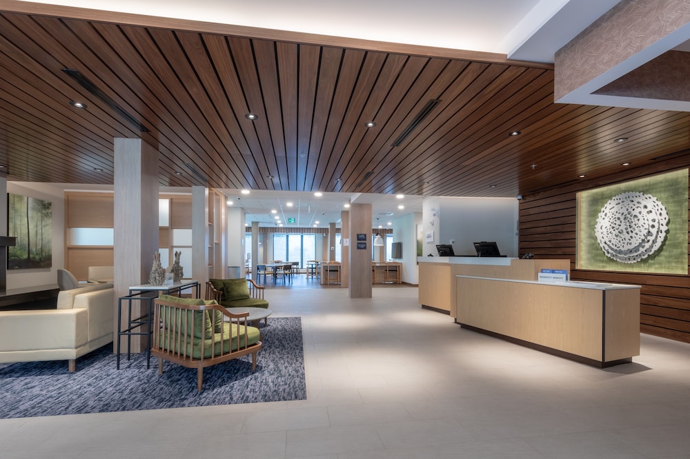 fairfield inn and suites by marriott revelstoke
