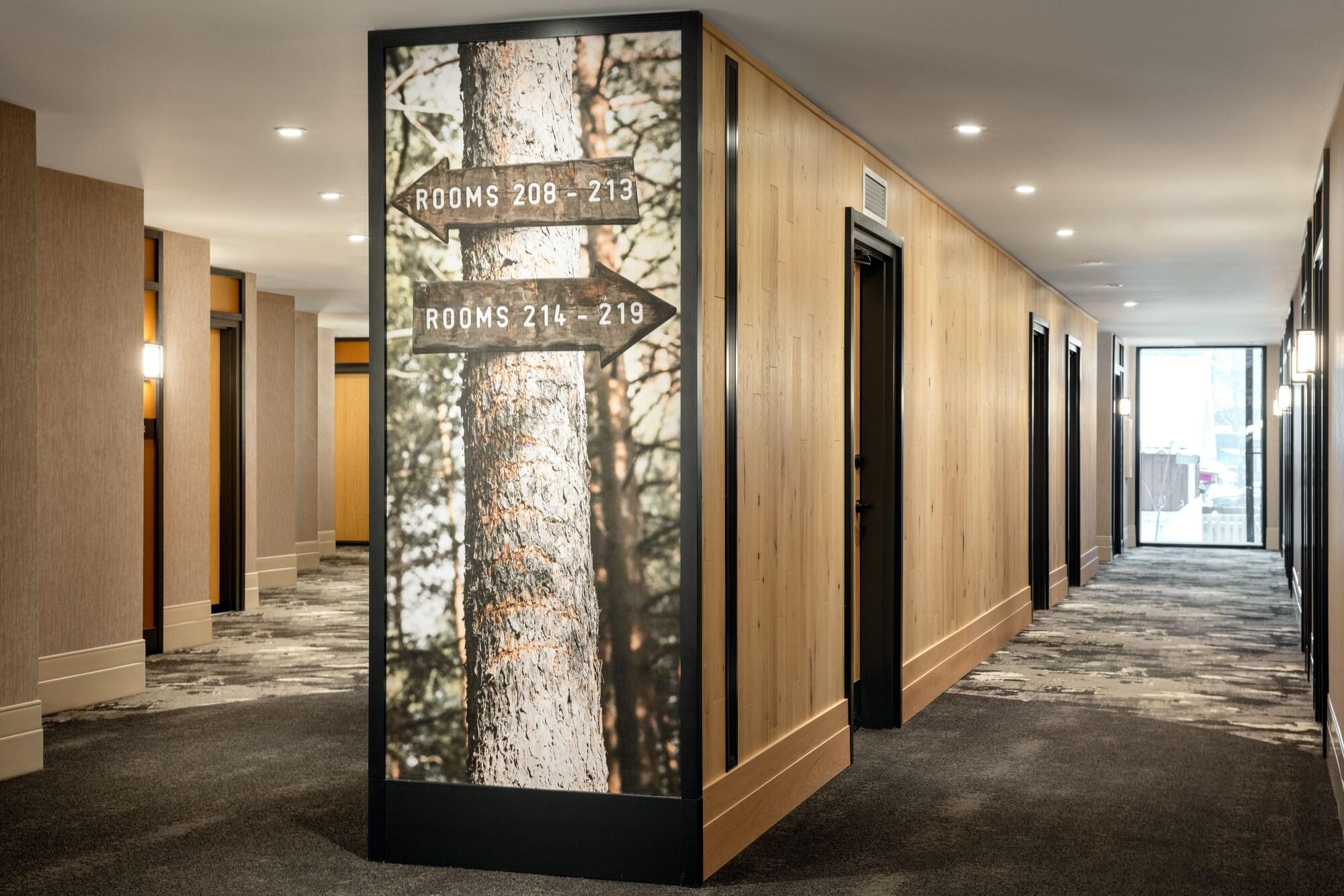 peaks hotel and suites