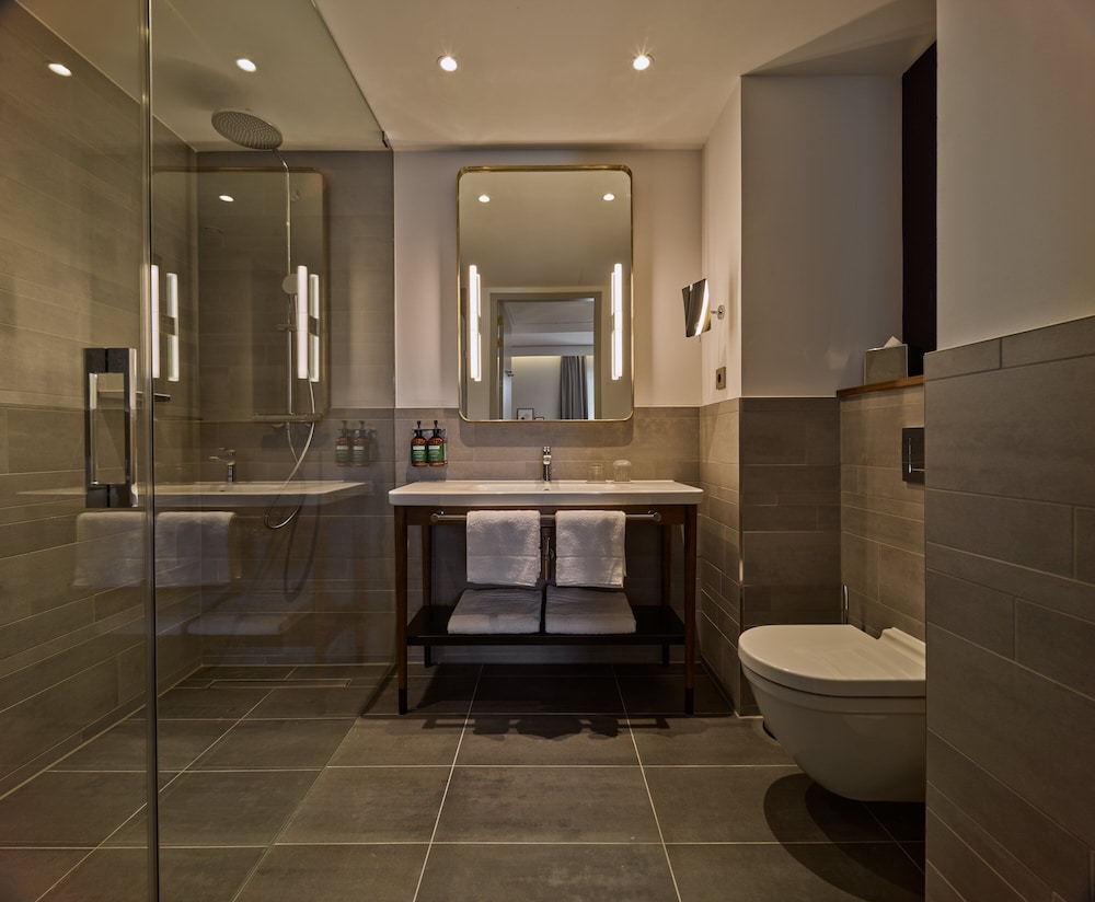 voco the hague an ihg hotel