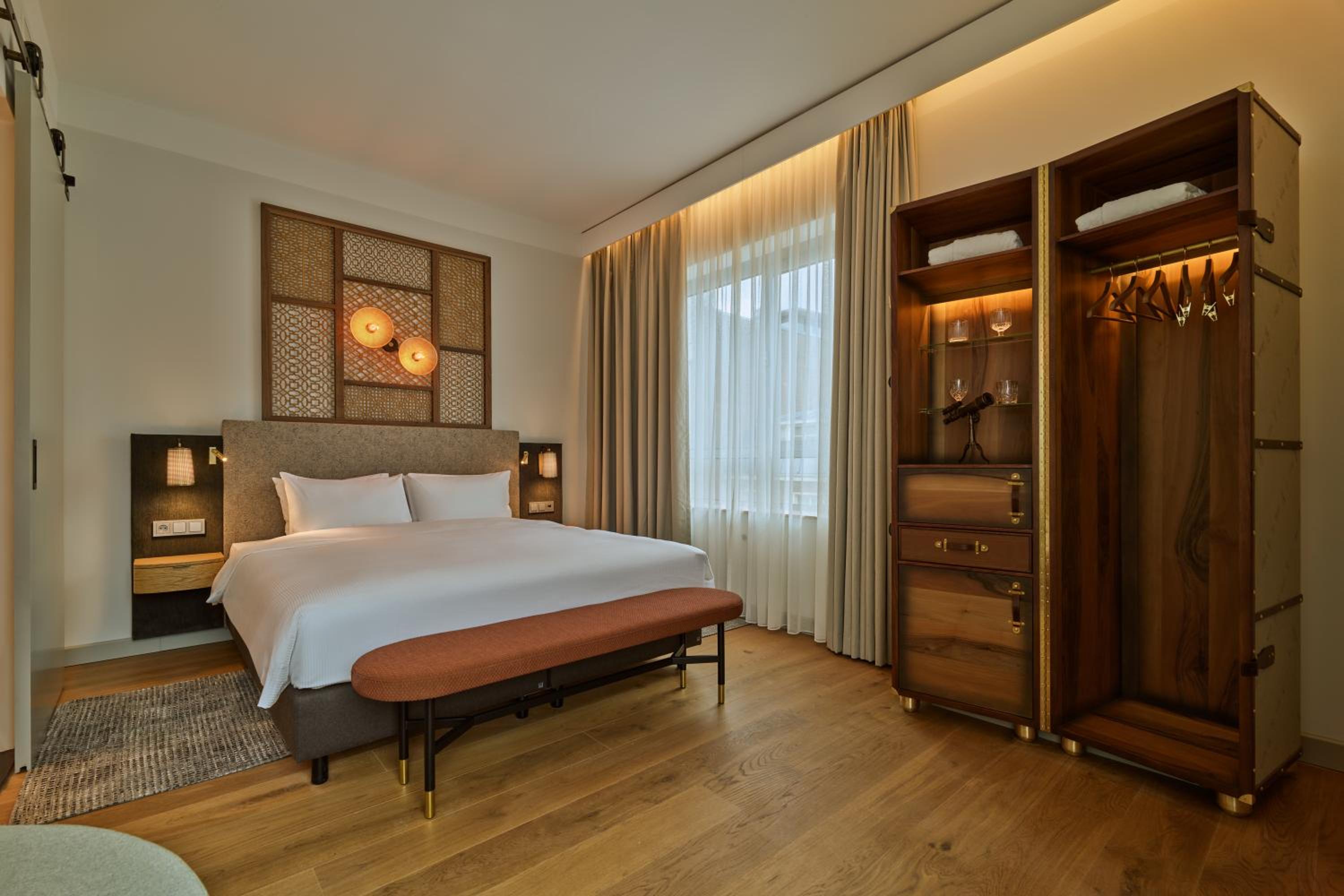 voco the hague an ihg hotel