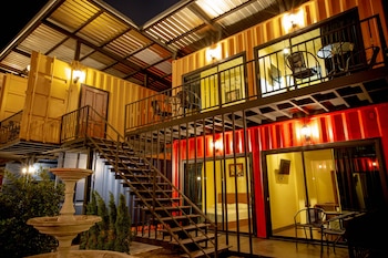 tuscany land resort donmuang