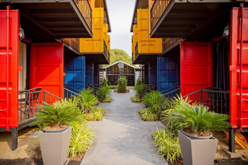 tuscany land resort donmuang