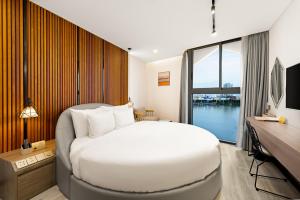 haian riverfront hotel da nang