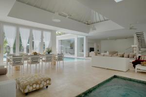 kutus kutus canggu villa