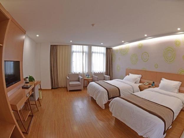 greentree inn tongxiang chongfuzhen world fur cent