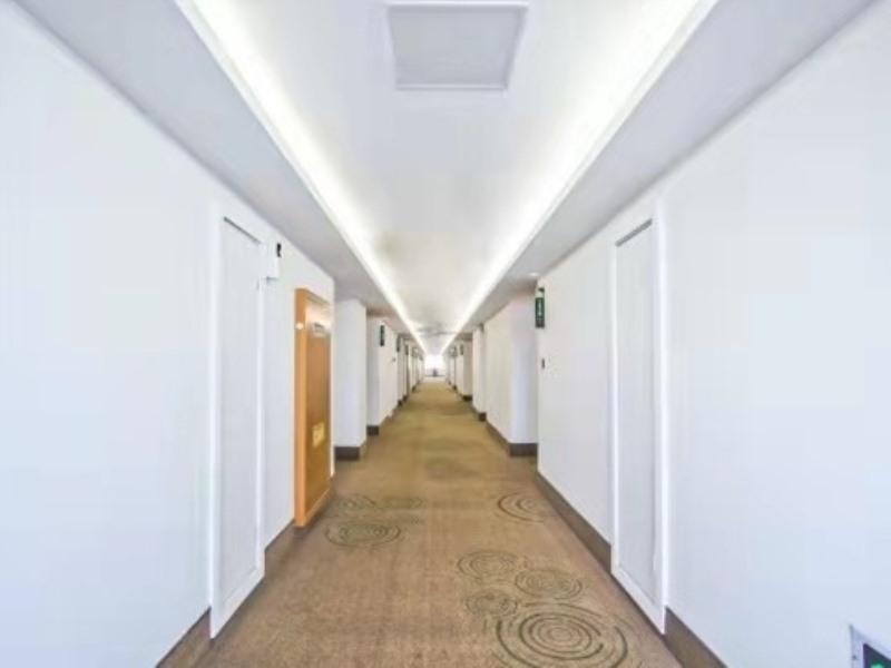 greentree inn tongxiang chongfuzhen world fur cent