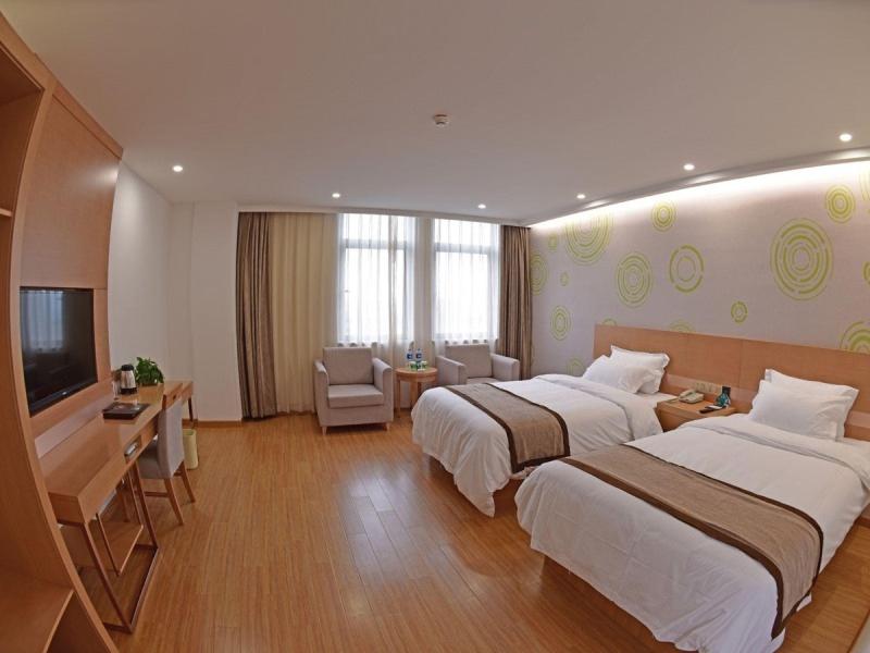 greentree inn tongxiang chongfuzhen world fur cent