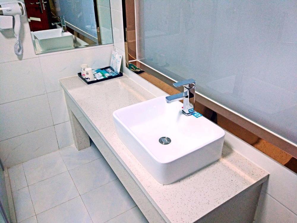 hotel paiyining jiefang road new timesplazabrach