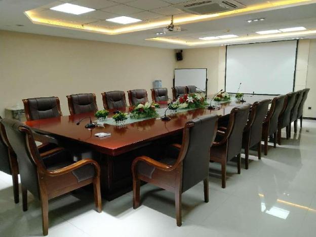 iu hotels shijiazhuang north youyi street