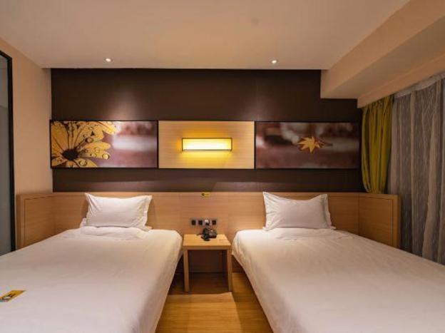 iu hotelsa zhongshan xiaolan parkway plaza