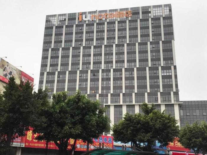 iu hotelsa zhongshan xiaolan parkway plaza