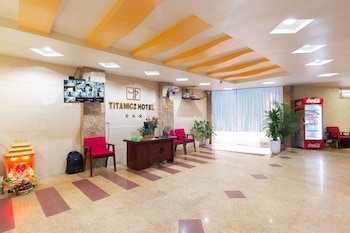 titanic 2 hotel