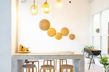 reddoorz near exit toll tanah baru bogor