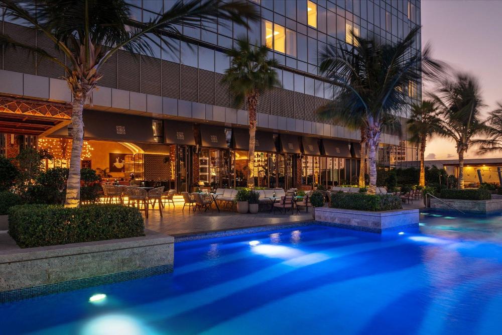 the st regis dubai the palm