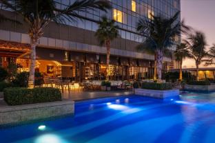 the st regis dubai the palm