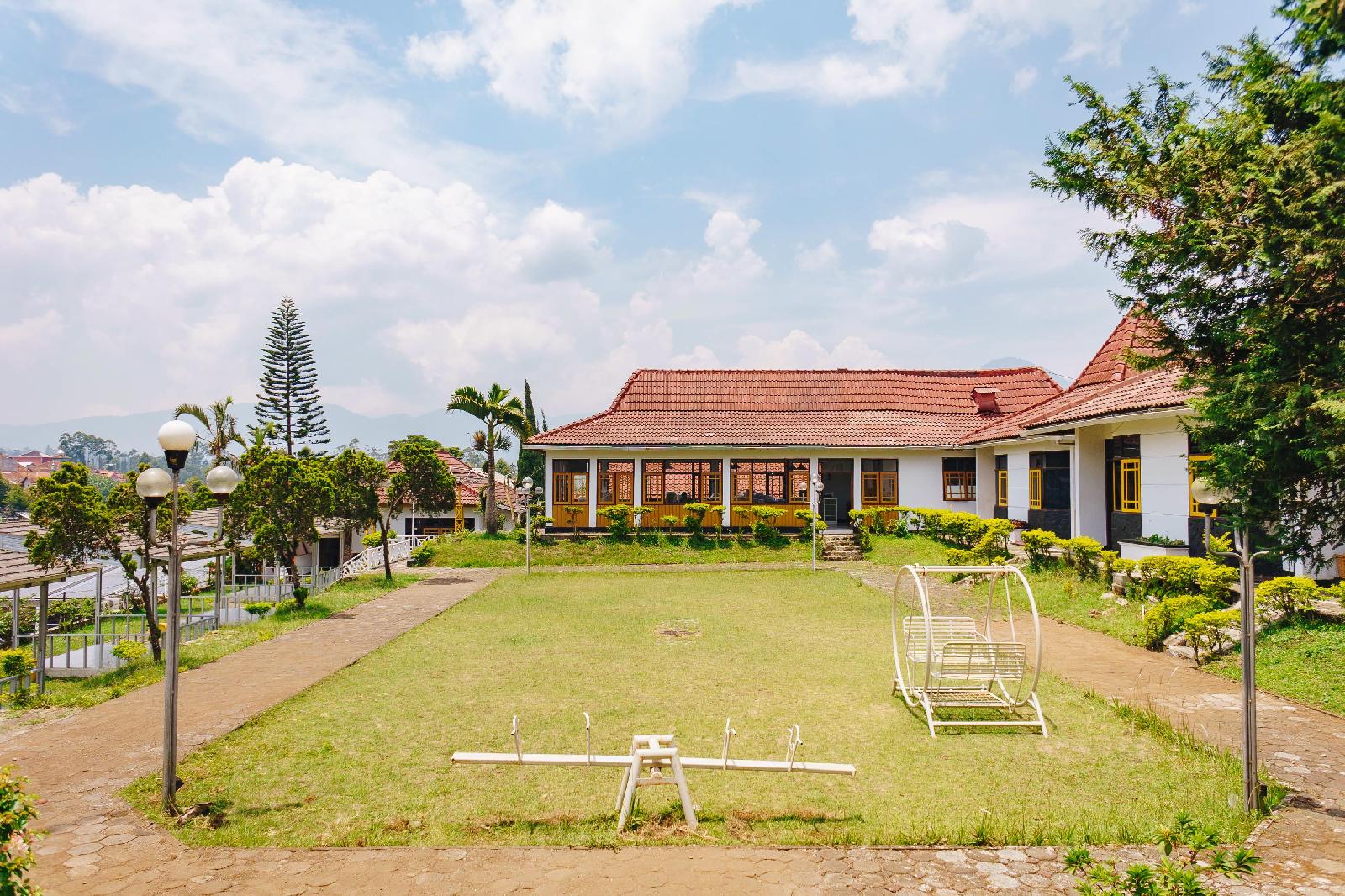 reddoorz hotel damanaka pangalengan