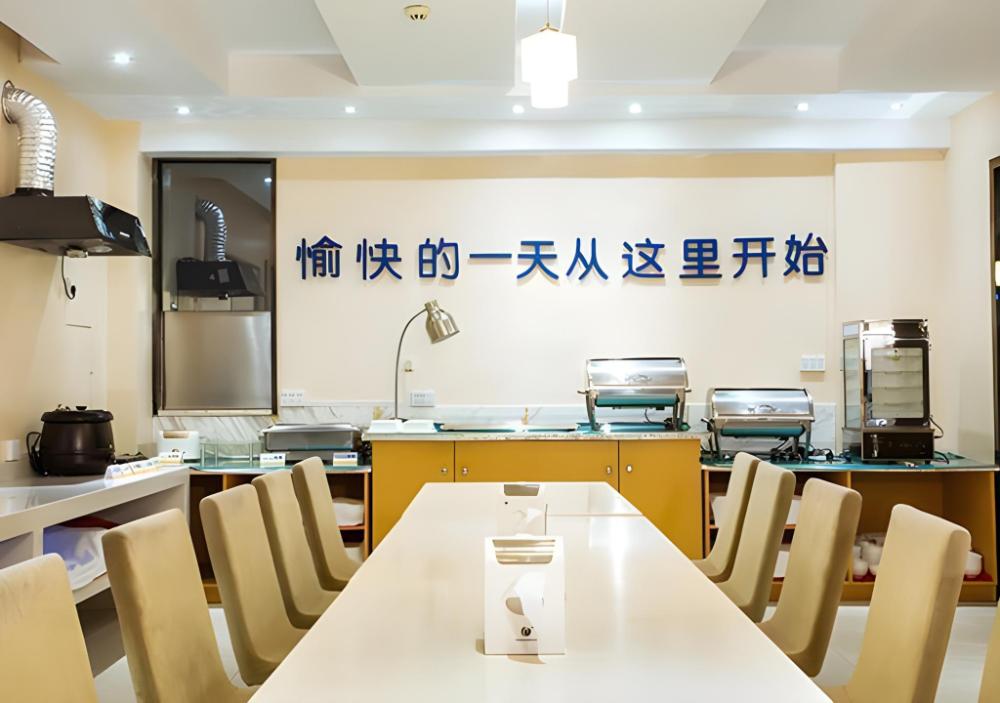 city comfort inn hezhou guposhan avenue