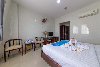 phong lan 2 hotel