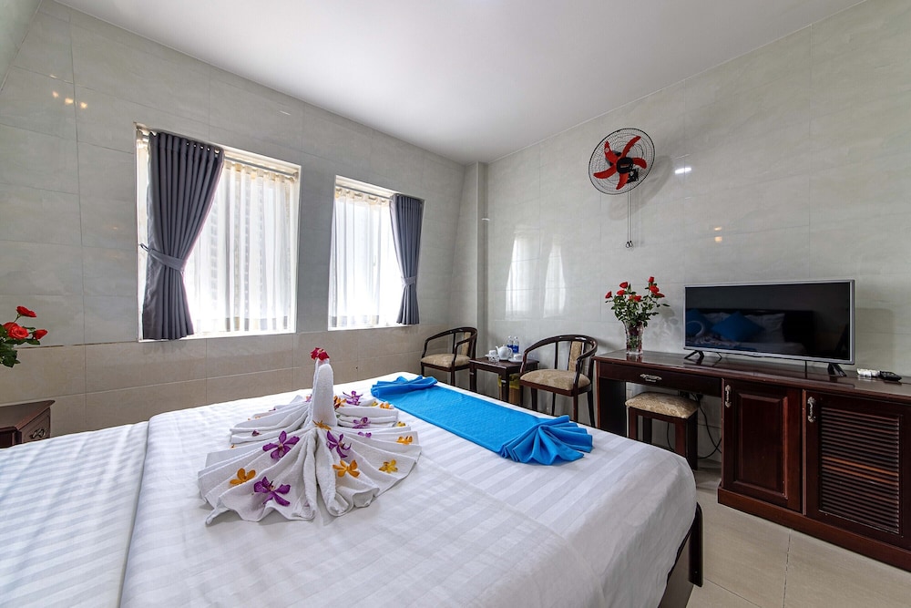 phong lan 2 hotel