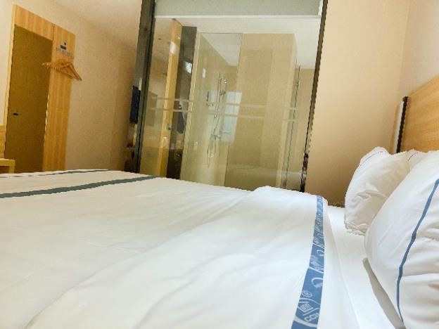 city comfort inn haikou east high speed railway station