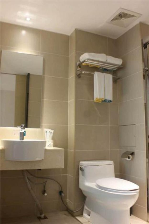 city comfort inn haikou east high speed railway station