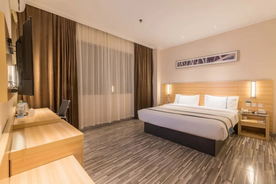 city comfort inn haikou east high speed railway station