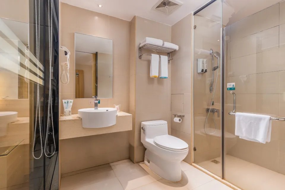 city comfort inn haikou east high speed railway station