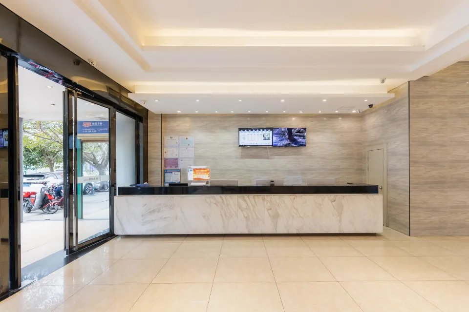 city comfort inn haikou east high speed railway station
