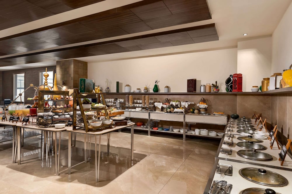 wyndham ahmedabad shela