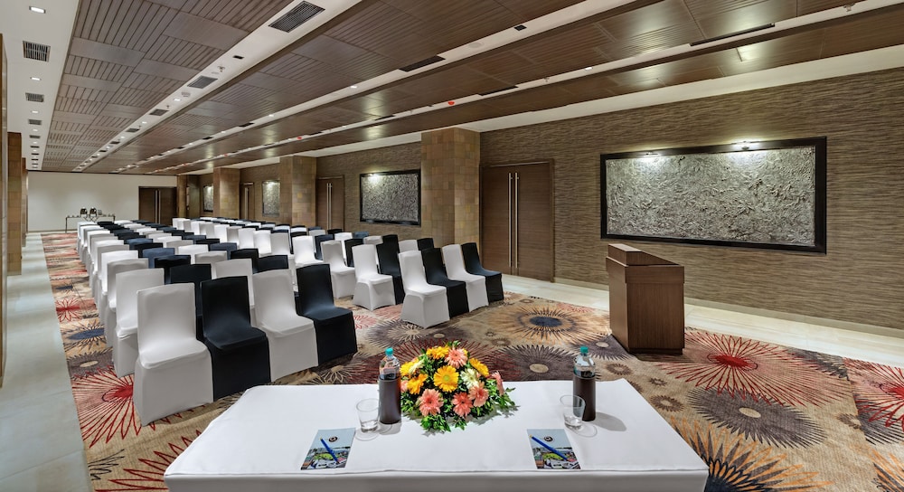 wyndham ahmedabad shela