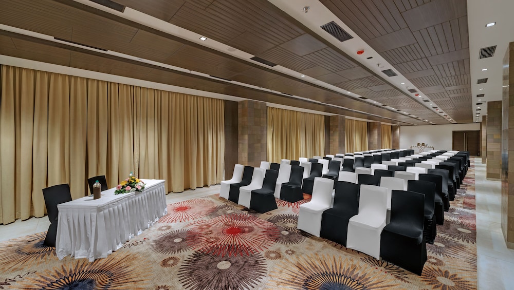 wyndham ahmedabad shela