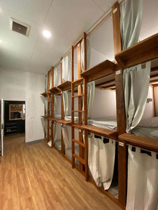 wonderloft hostel jogja