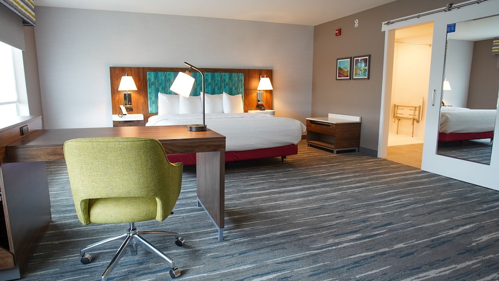 hampton inn and suites st clairsville