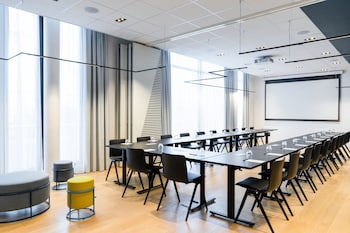 courtyard by marriott paris creteil