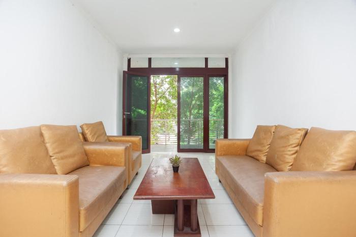reddoorz syariah near grand galaxy park