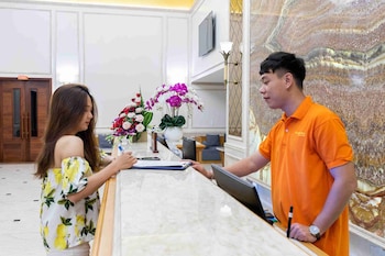 marina bay con dao hotel