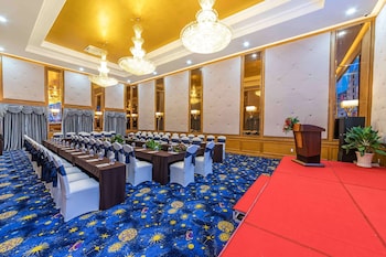 marina bay con dao hotel